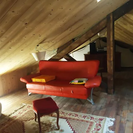 La Maison Rouge - Backpacker Hostel Saint-Etienne (Loire)